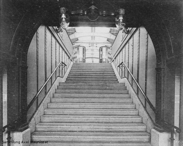 Alfred Grenander, U-Bhf Danziger Straße, Treppenaufgang